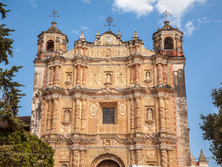 Fototapeta na wymiar Cattedrale di San Cristobal