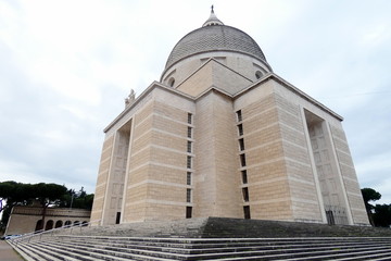 chiesa dei santi pietro e paolo,roma,italia.