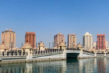 Obraz premium DOHA, QATAR The Pearl, a super exclusive neighborhood, yacht basin