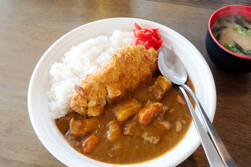 Curry fried rice with pork to Japan.
