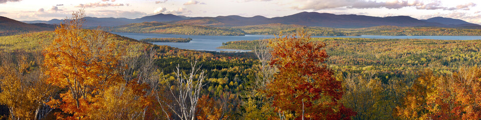 Rangeley lakes in  the fall , Maine, USA. - obrazy, fototapety, plakaty