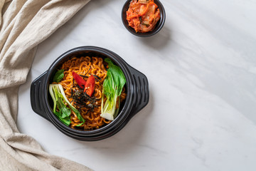 korean instant noodles with vegetable and kimchi