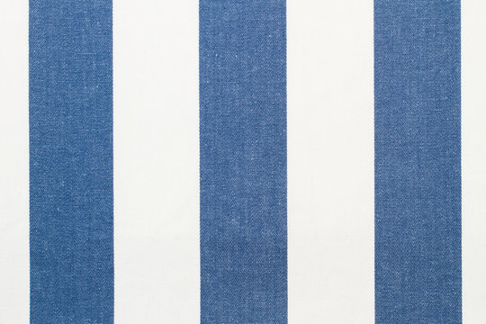 Textura de tela a rayas blanca y azul