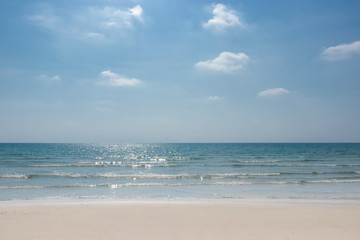 Fototapeta na wymiar landscape of summer tropical beach. beautiful seascape with sand , sea and sky.