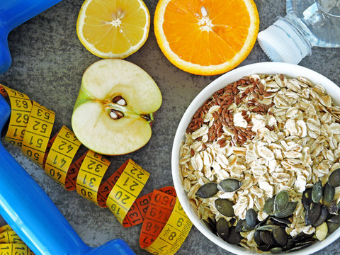 https://www.shutterstock.com/ru/image-photo/fitness-food-concept-oatmeal-fruits-nuts-1121284241?src=7Y4s2nzaxkuFZJ9DqpHlzw-1-41