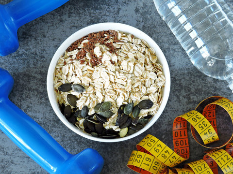 https://www.shutterstock.com/ru/image-photo/fitness-food-concept-oatmeal-fruits-nuts-1121284241?src=7Y4s2nzaxkuFZJ9DqpHlzw-1-41