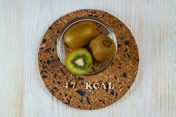 calories calculator fruit kiwi 47 kcal 100 grams diet