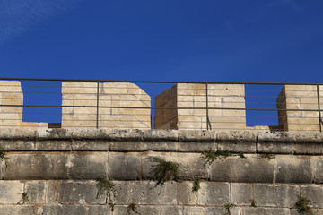 Fototapeta na wymiar detail aufnahmen in der Burg aigues-mortes in Frankreich, Camargue