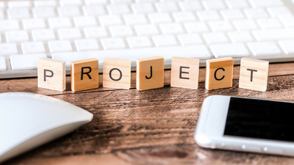 Letters on wooden pieces : Project