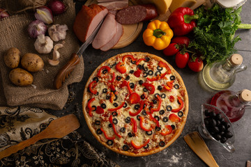 Paprika and meat pizza