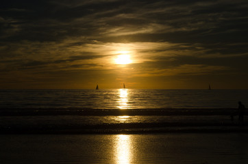 Obraz premium sunset over the sea