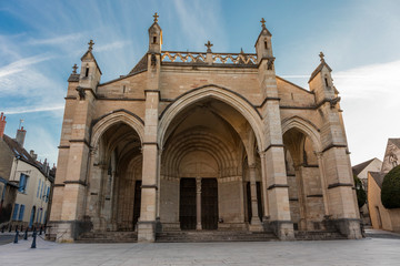 Fototapeta na wymiar Basilique Notre-Dame of Beaune city in France.