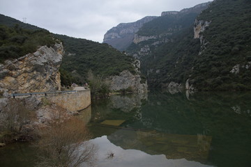Fototapeta na wymiar canyon of Ebro river, Spain, Castilla y Leon, morning in the mountain 