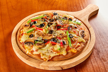 Western-style catering pizza