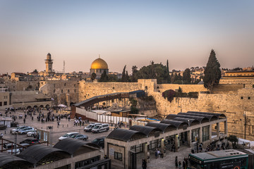Fototapeta na wymiar Jerusalem - October 03, 2018: The Western Wall of the Jewish temple in the Old City of Jerusalem, Israel