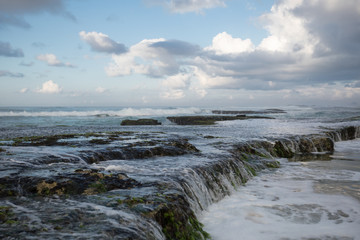 Fototapeta premium Sea waves broken on seaside rocks