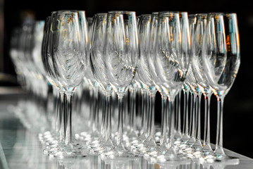 Arrange the champagne glass for preparing the party.