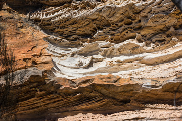 Wind eroded cave near Anvil, Blue Mountains