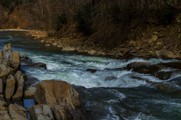 kaskada na rzece © wedrownik52
