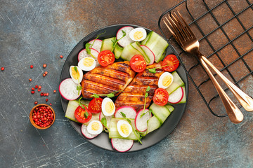 Chicken and fresh vegetable salad
