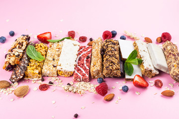 Homemade granola cereal bars