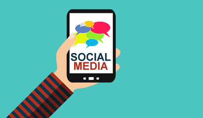 Social Media und bunte Sprechblasen auf dem Smartphone