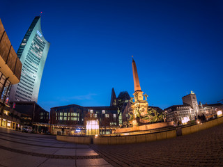 Mendebrunnen in Leipzig bei Nacht