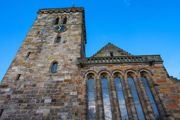 Fototapeta na wymiar Fassade der Holy Trinity Church in St. Andrews/Schottland