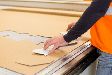 Folding cardboard at the printing plant