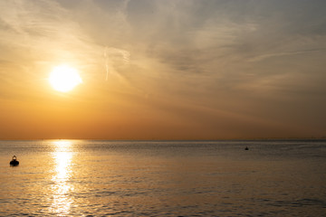 海と夕日　千葉県市原市五井海岸