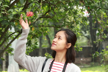 woman traveling to Ninh Binh, Vietnam