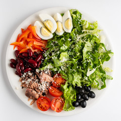 Buddha Bowl with tuna, egg and vegetables