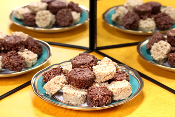 鏡に映るクランチチョコレート