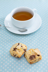 チョコチップとオレンジのスコーン