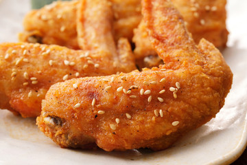 手羽先　Spicy fried chicken wings Tebasaki