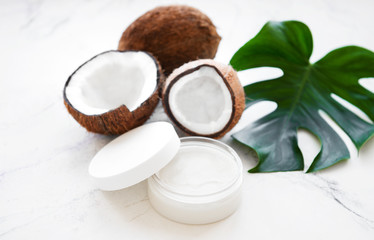 Fresh coconut oil