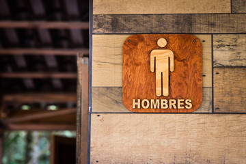 Hombres Male Toilet