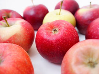 apples