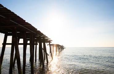 Sea view, blue sky, old wooden bridge, beautiful summer