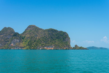 Fototapeta premium Beautiful Landscape in Thailand with sea and rocks