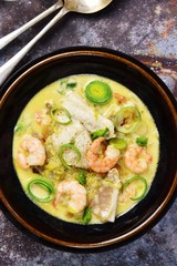 Cod and prawns with fennel and sour cream