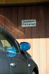 Schild Einfahrt freihalten