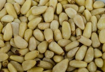Pinienkerne