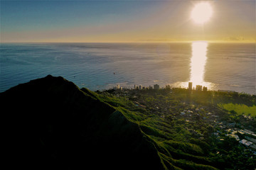 Oahu Hawaii aus der Luft - Landschaften, Berge und K&uuml;sten mit Drohne gefilmt