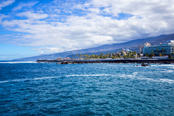 Fototapeta premium Puerto de la Cruz, Tenerife island, Spain