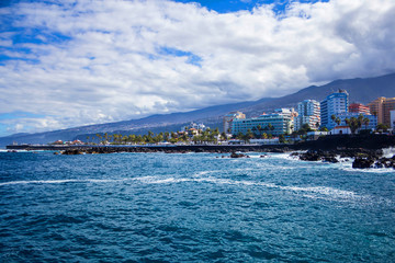 Fototapeta premium Puerto de la Cruz, Tenerife island, Spain