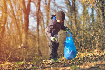 Recycle waste litter rubbish garbage trash junk clean training. Nature cleaning, volunteer ecology...