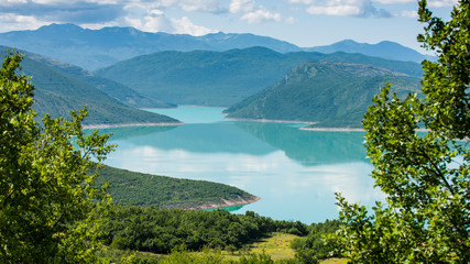 Fototapeta na wymiar Lake Bileca, Bosnia and Hezegovina