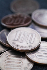  japanese one hundred yens coin