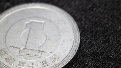  japanese one yens coin